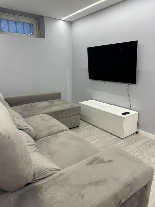 Duplex Com Jacuzzi Em Olival Basto Lissabon