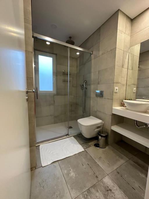 Duplex Com Jacuzzi Em Olival Basto Lissabon